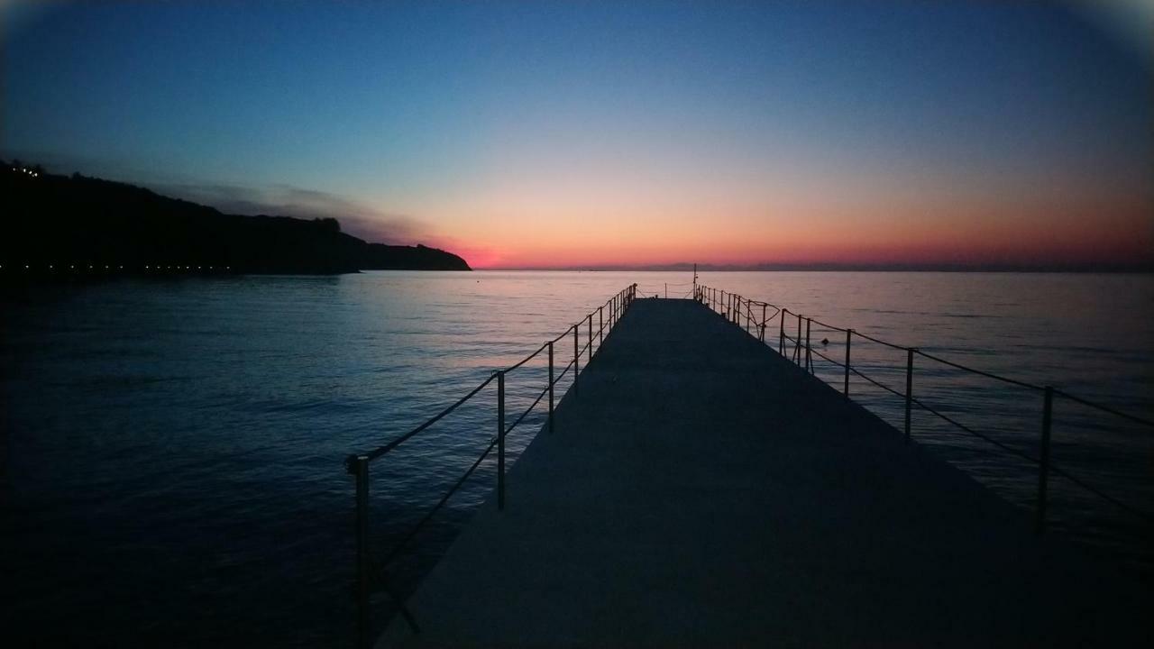 Mg * Izola